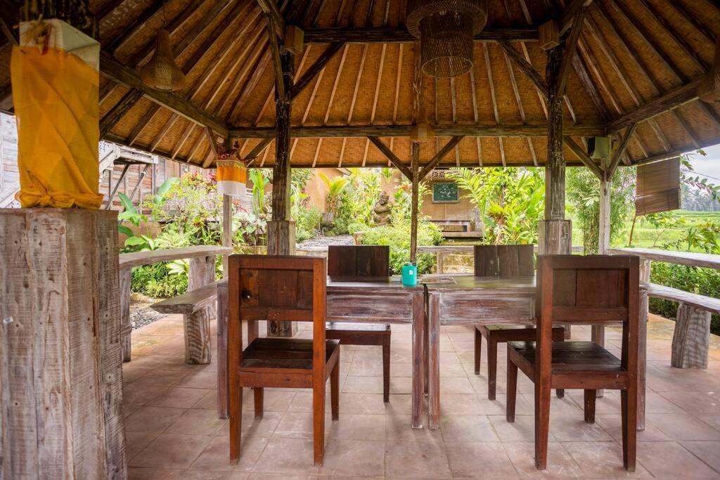 Ananda Jj & * Ubud