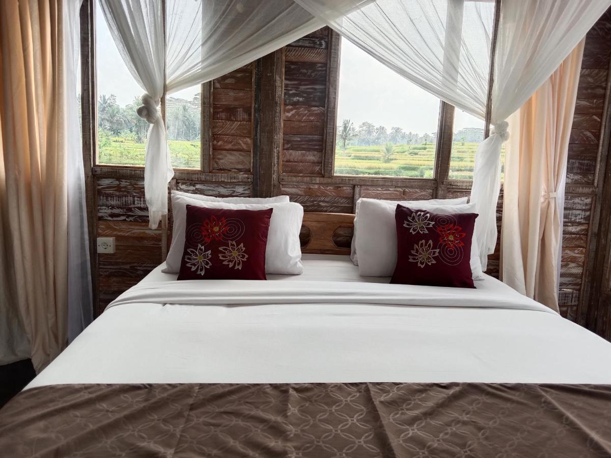 Ananda Jj & * Ubud
