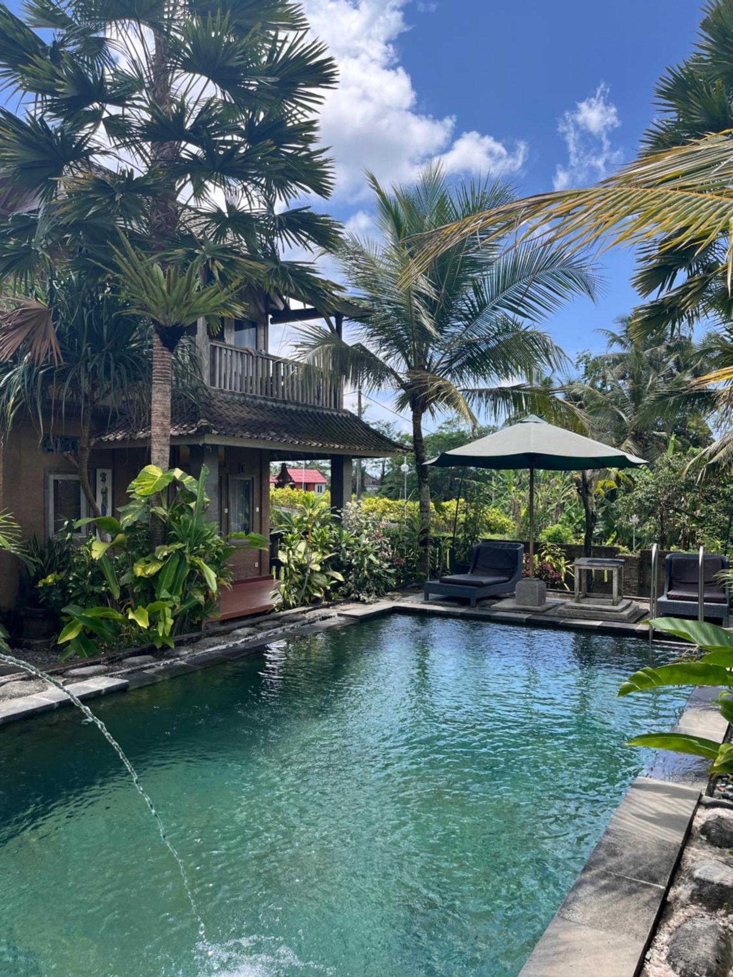 Ananda Jj & * Ubud