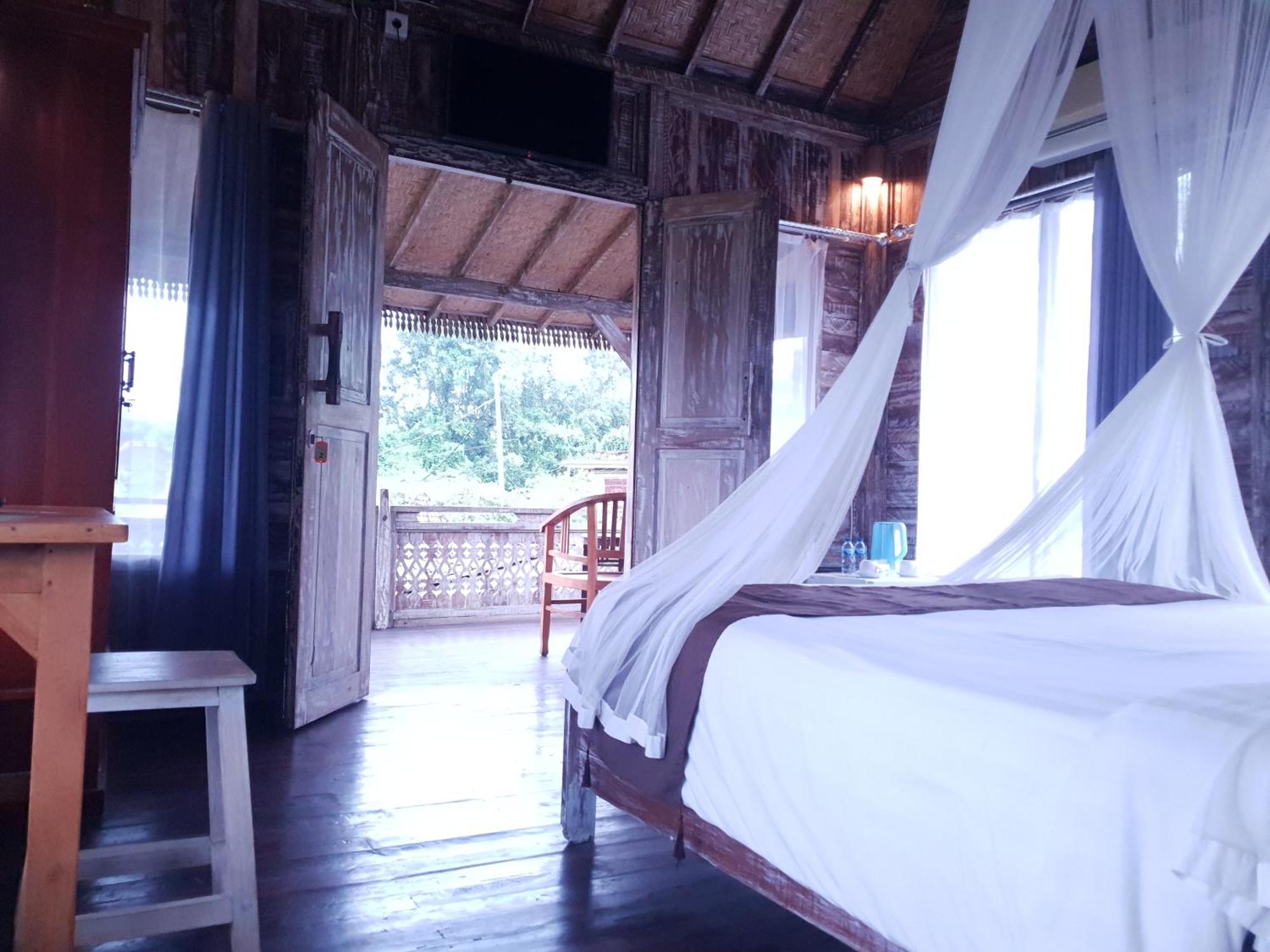 Resort Ananda Jj & *